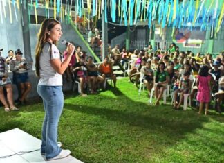 Em uma só noite, Débora Menezes percorre São Raimundo, Armando Mendes e Alvorada para ouvir moradores