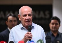 “A greve não foi causada pelo Governo do Amazonas”, dispara Serafim Corrêa em coletiva de imprensa