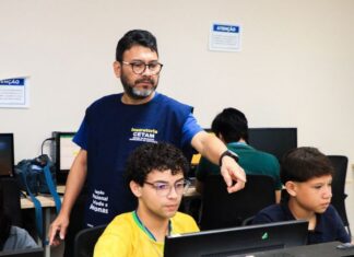 Câmara Municipal de Manaus forma 60 novos alunos em cursos de informática básica e avançada