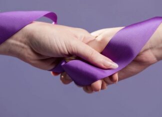 Agosto Lilás: violência psicológica contra mulheres cresce 16,9% no Brasil e pode começar de forma sutil