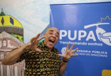 Ator do Castelo Rá-Tim-Bum participa de encontro com socioeducandos em projeto da Defensoria do Amazonas