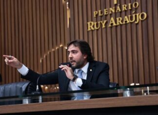 Thiago Abrahim propõe revisão da conta de água em casos de vazamentos ocultos no Amazonas