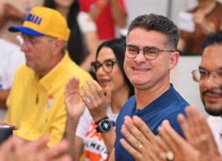 “Nossa prioridade é cuidar da saúde do Amazonas”, afirma David durante agenda na Redenção