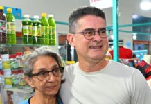 “O amazonense precisa ganhar mais pelo que produz”, diz David durante visita a feiras do São Jorge