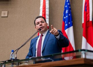 Wilker Barreto cobra empresa Âmbar sobre aumento nas tarifas de energia do Amazonas