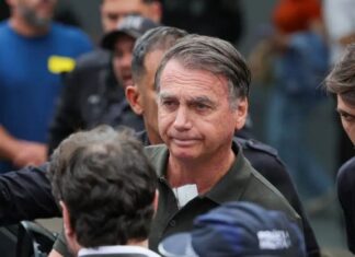 Moraes nega pedido para Bolsonaro receber filhos no Dia dos Pais
