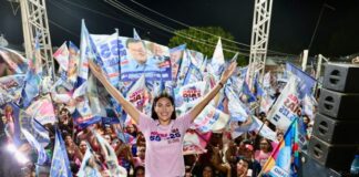 Nos braços do povo, Mayra Dias é recebida por multidão no Bom Socorro do Zé Açú