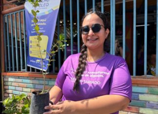 Beco São Vicente recebe ação com foco em limpeza de igarapé e educação ambiental