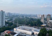 Fumaça de queimadas sufoca Manaus e qualidade do ar atinge níveis críticos de alerta