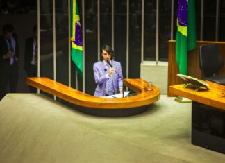 Projeto de Amom garante equidade no financiamento de candidaturas de mulheres negras e indígenas