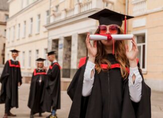 Diploma não é mais garantia? Feira Norte do Estudante prepara para os desafios do mercado de trabalho
