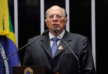 ‘Votar em Flávio é desamor à democracia’, diz autor de impeachment de Dilma