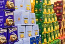Panetones antecipam temporada de Natal e já disputam espaço nos supermercados de Manaus