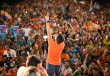 David reúne multidão em último comício do 1º turno e apresenta prioridades para o Amazonas