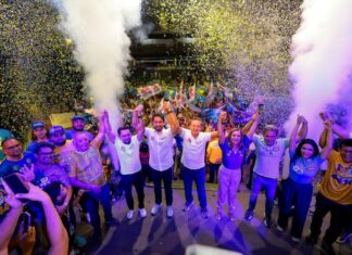Mais de 8 mil pessoas participam do grande encontro de encerramento da campanha de Adjuto Afonso