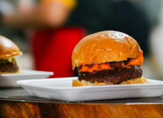Festival de comida americana terá hambúrgueres como destaque no Shopping Ponta Negra