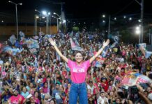 Mayra Dias reúne mais de 25 mil pessoas no encerramento da campanha em Parintins