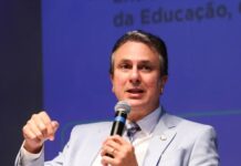 Camilo Santana diz que PEC do passe livre está pronta e deve ser enviada semana que vem